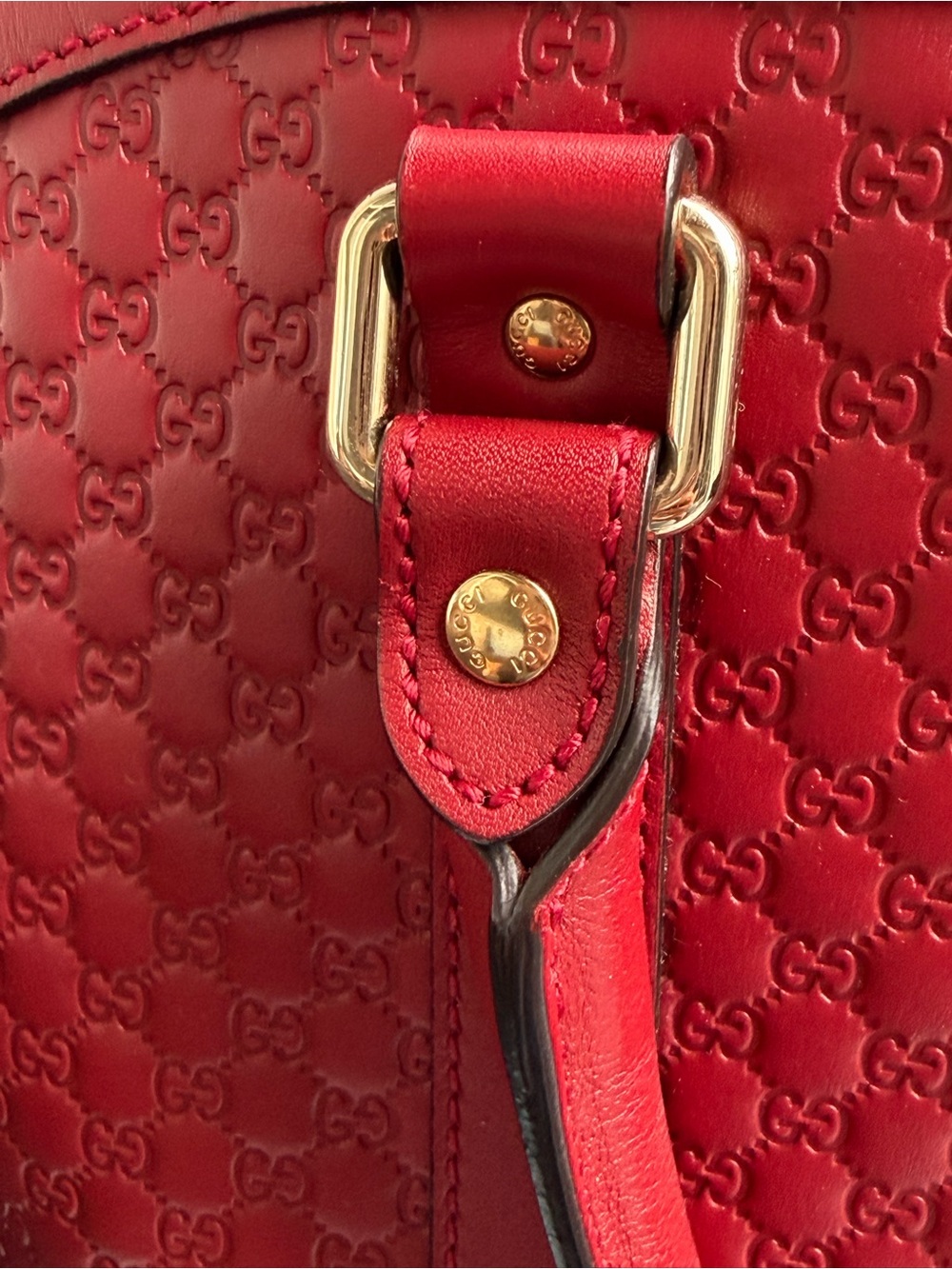 Gucci Embossed Red Leather Shoulder Bag - Picture 6 of 16